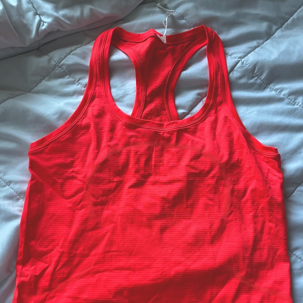 Lululemon Swiftly Tech Solar Flare 8